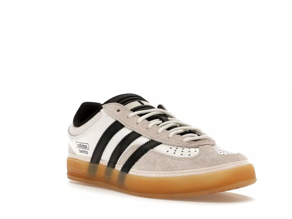 Tênis adidas Gazelle x Bad Bunny Core White Bege