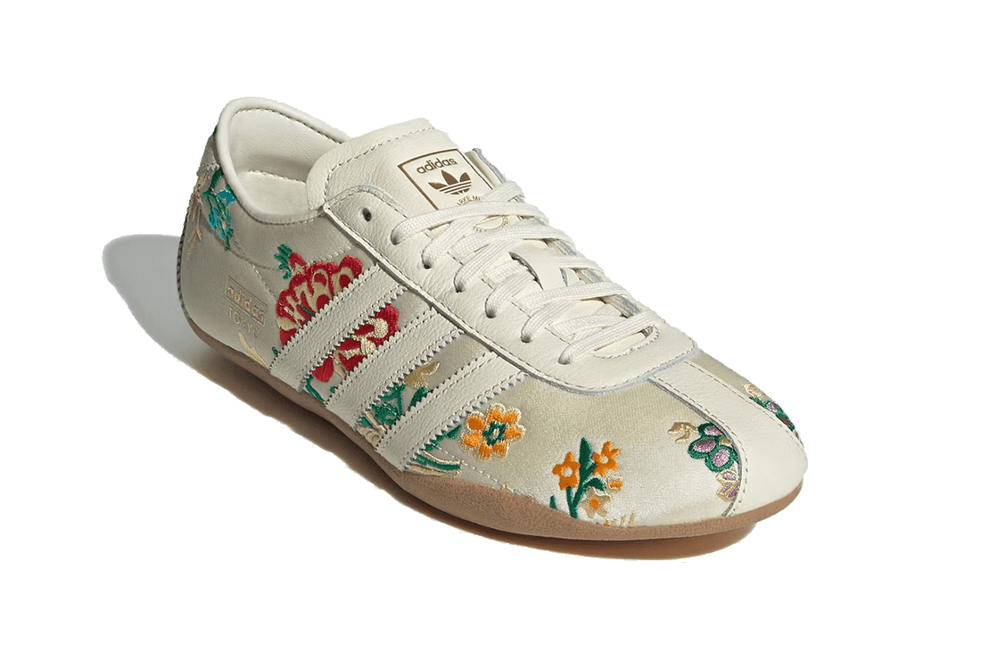 Tênis Adidas Tokyo Crew White Floral Embroidery Branco