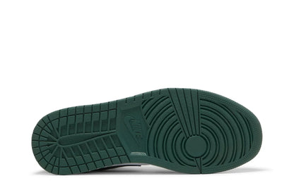 Tênis Nike Air Jordan 1 Low Green Toe Verde