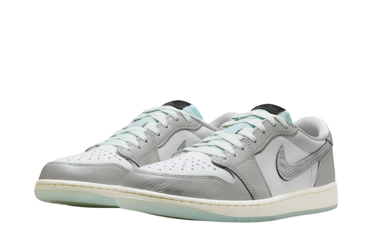 Tênis Nike Air Jordan 1 Low Lunar New Year Photon Dust Cinza