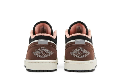 Tênis Nike Air Jordan 1 Low SE Mocha Marrom