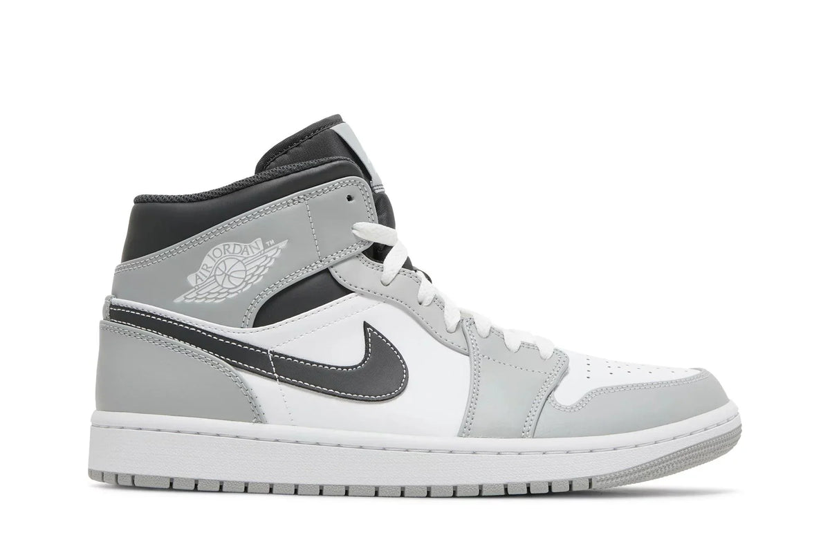 Tênis Nike Air Jordan 1 Mid Light Smoke Grey Cinza