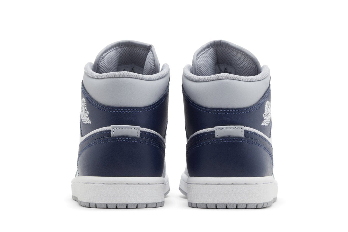 Tênis Nike Air Jordan 1 Mid Wolf Grey Midnight Navy Cinza