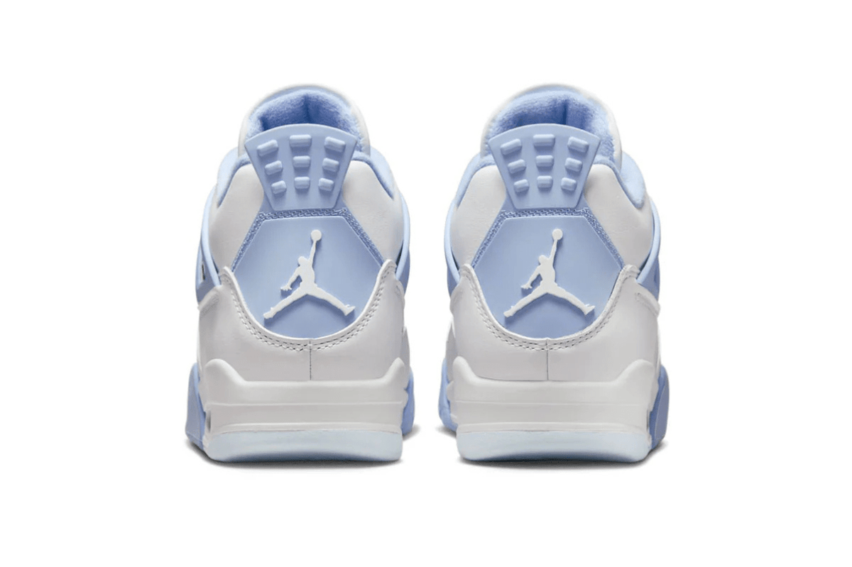 Tênis Nike Air Jordan 4 Retro Forget Me Not Azul