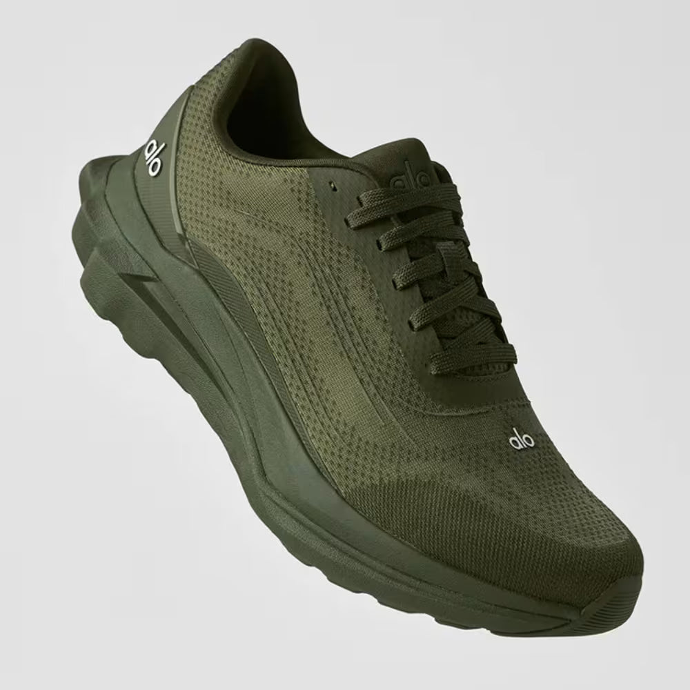 Tênis Alo Yoga Runner Verde Militar