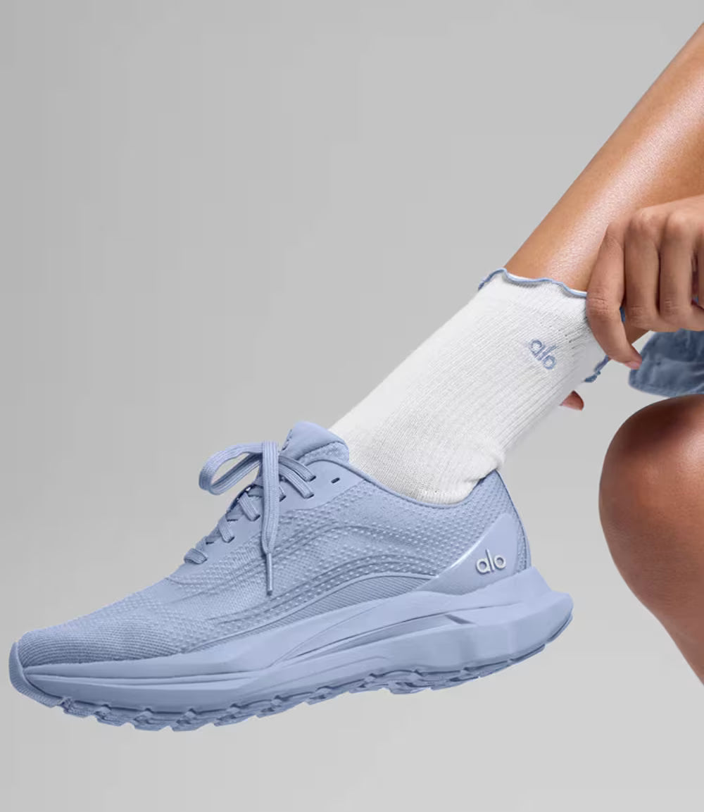 Tênis Alo Yoga Runner Azul