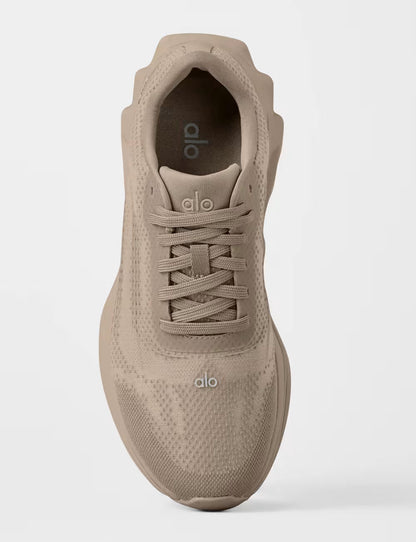 Tênis Alo Yoga Runner Bege