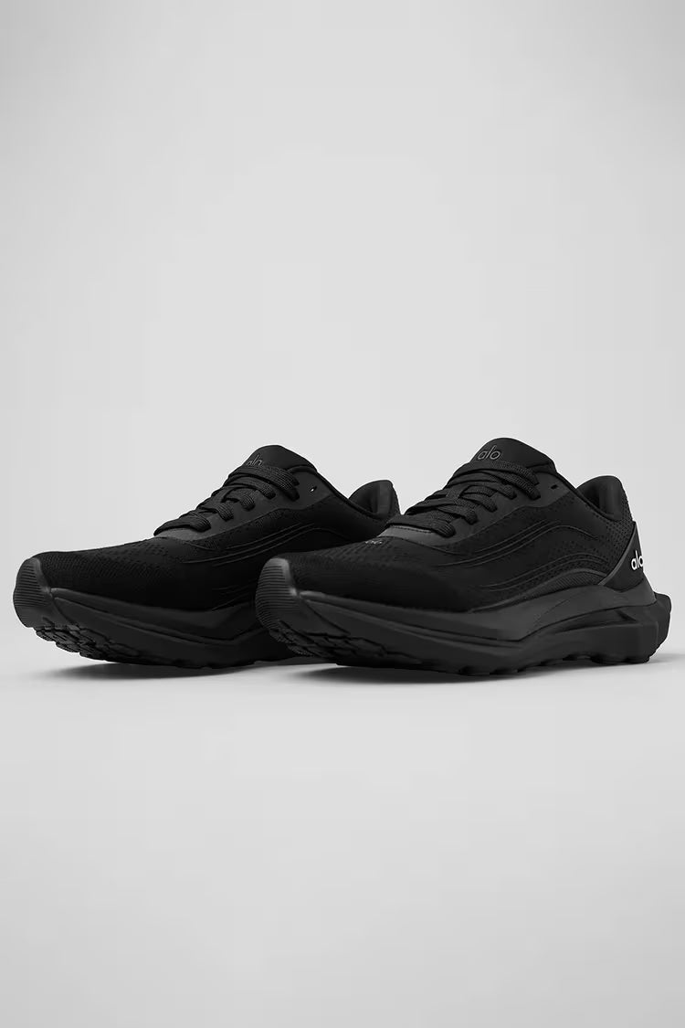 Tênis Alo Yoga Runner Preto