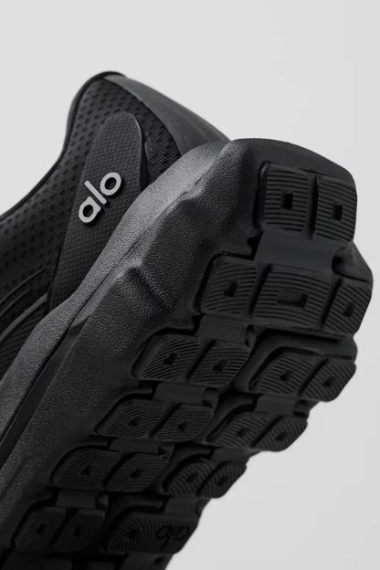 Tênis Alo Yoga Runner Preto