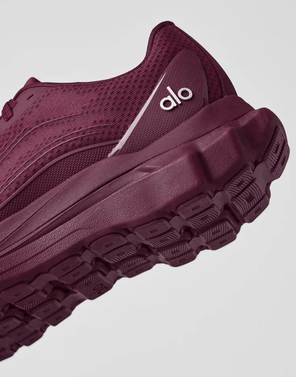 Tênis Alo Yoga Runner Vinho