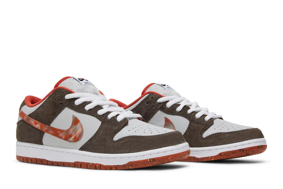 Tênis Crushed D.C. x Nike SB Dunk Low Golden Hour Colorido