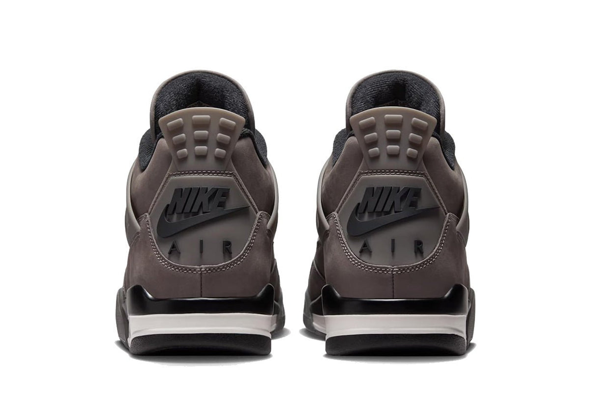 Tênis Nike Air Jordan 4 Cave Stone and Black Marrom