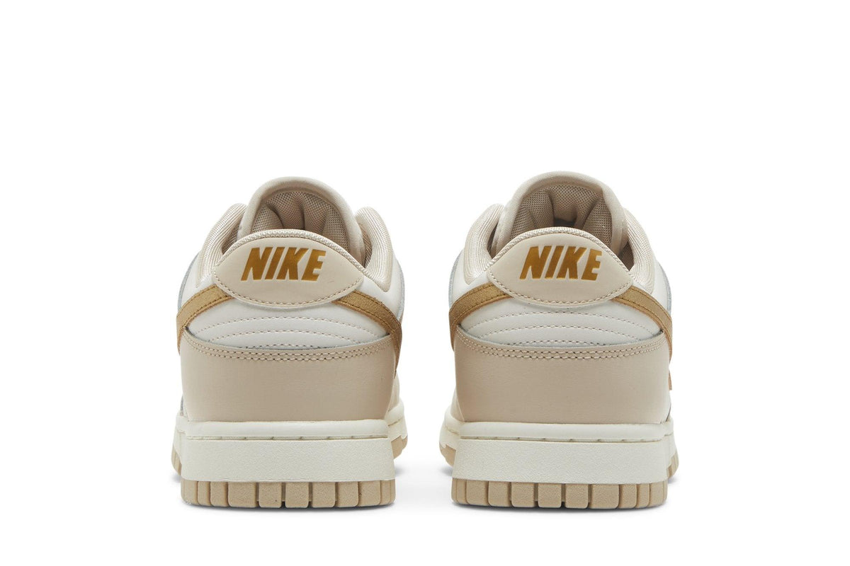 Tênis Nike Dunk Low Phantom Metallic Gold Dourado