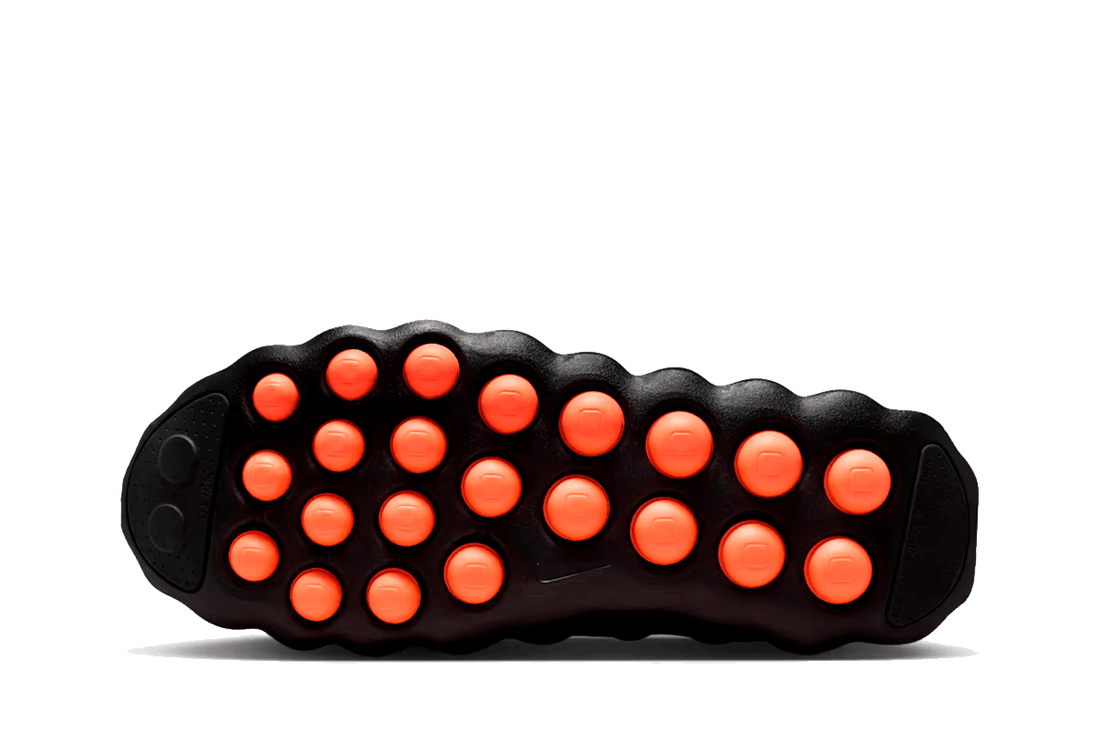 Tênis Nike Mind 002 Black Hyper Crimson Preto